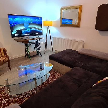 Appartement Lavendel, Ferienwohnung Mit Eigenem Eingang Wie Ein Kleines Haus Bad Salzuflen Ngoại thất bức ảnh