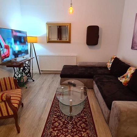Appartement Lavendel, Ferienwohnung Mit Eigenem Eingang Wie Ein Kleines Haus Bad Salzuflen Ngoại thất bức ảnh