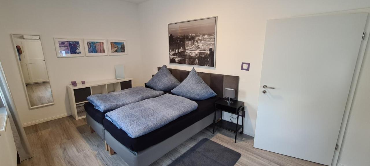 Appartement Lavendel, Ferienwohnung Mit Eigenem Eingang Wie Ein Kleines Haus Bad Salzuflen Ngoại thất bức ảnh