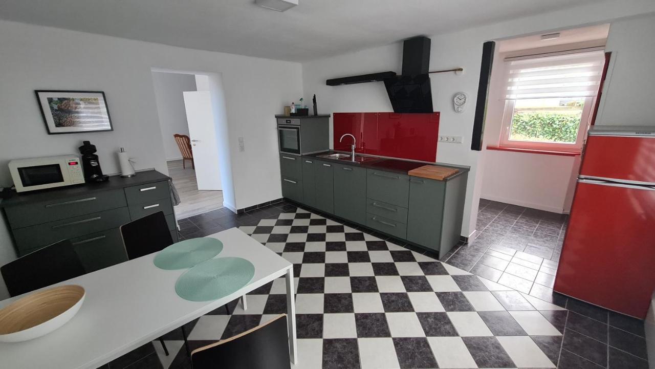 Appartement Lavendel, Ferienwohnung Mit Eigenem Eingang Wie Ein Kleines Haus Bad Salzuflen Ngoại thất bức ảnh