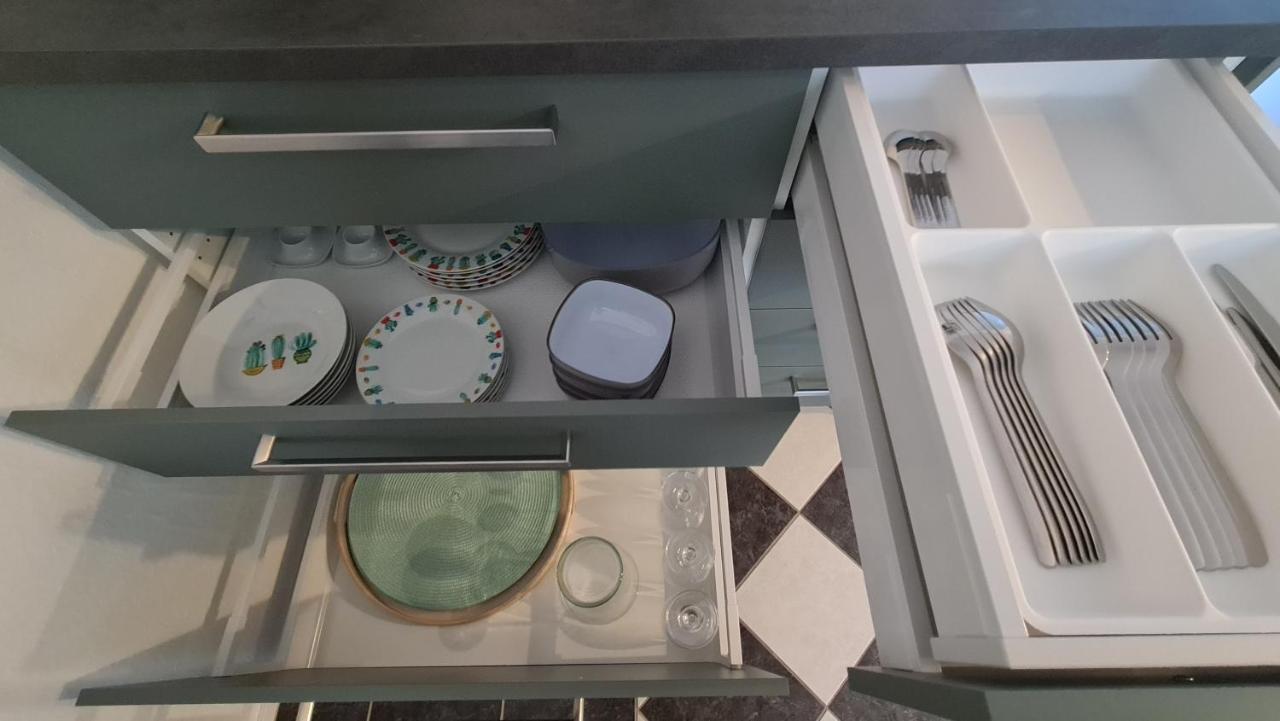 Appartement Lavendel, Ferienwohnung Mit Eigenem Eingang Wie Ein Kleines Haus Bad Salzuflen Ngoại thất bức ảnh