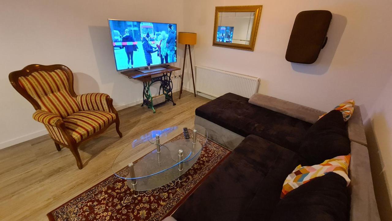 Appartement Lavendel, Ferienwohnung Mit Eigenem Eingang Wie Ein Kleines Haus Bad Salzuflen Ngoại thất bức ảnh